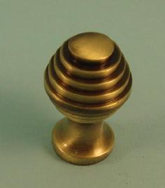 Reeded Knob in Antique Brass